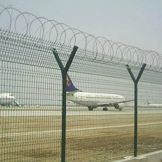 飞机场护栏网案例